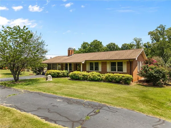 $299,500 | 3211 Highway 8, Walnut Cove, NC 27052
