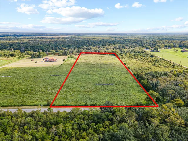 a view of a outdoor space