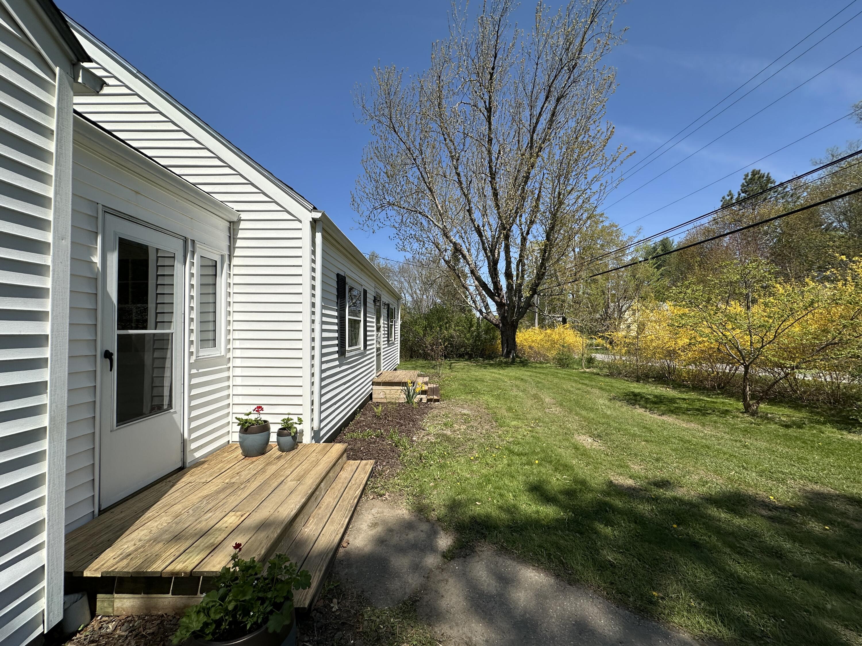 165 Oyster River Road Warren, ME 04864 - Photo 17 of 53 Front Entrance