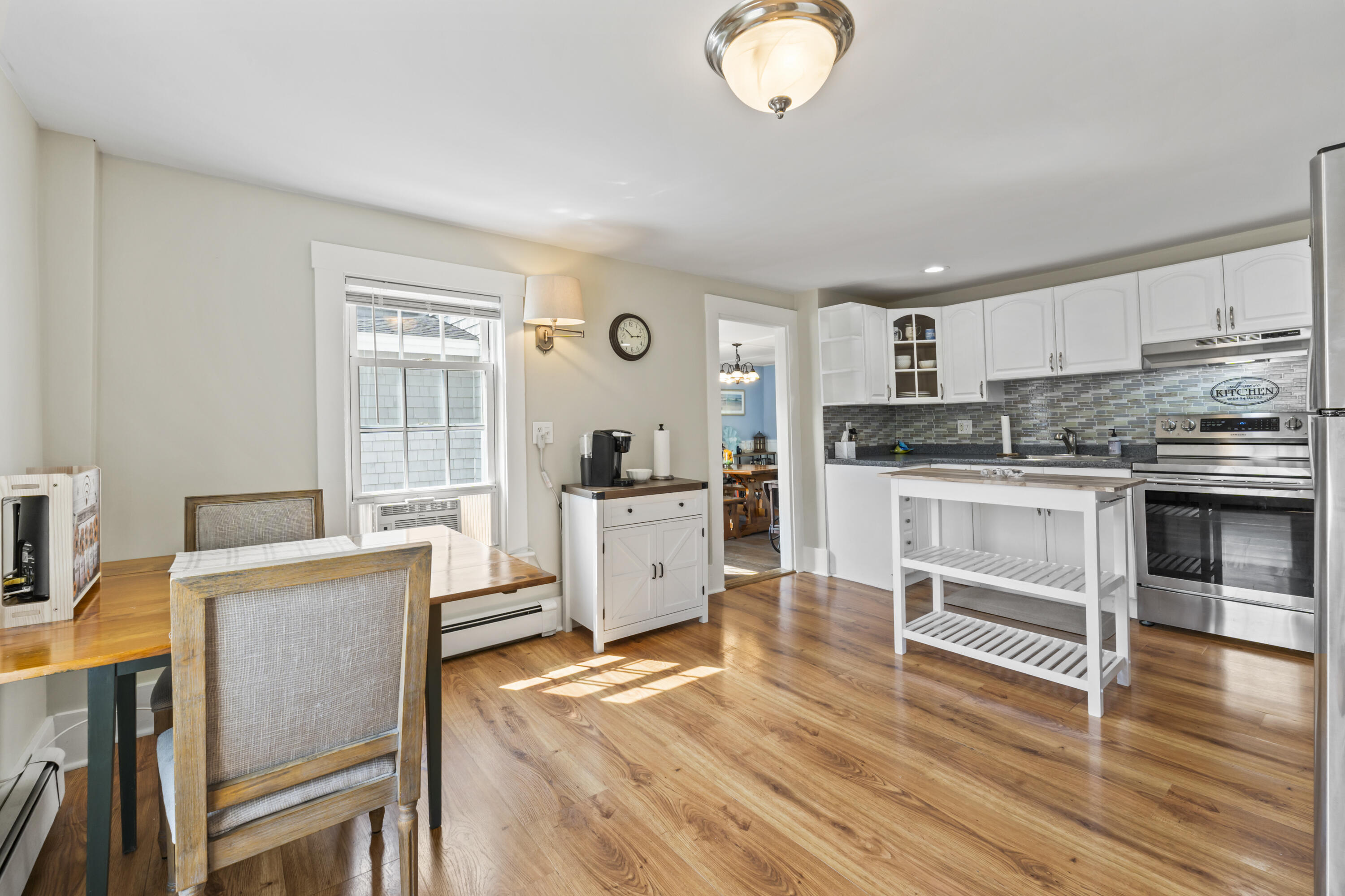 106 Clay Hill Road Cape Neddick, ME 03902 - Photo 5 of 39 5