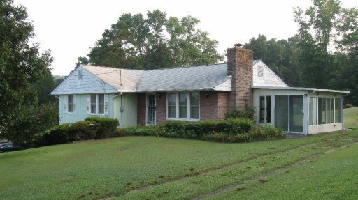 213 Simmons Road Loudon, TN 37774 - Photo 1 of 9 Primary Photo