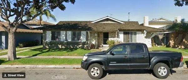 $2,900 | 7561 Amazon Drive, Unit 3, Huntington Beach, CA 92647