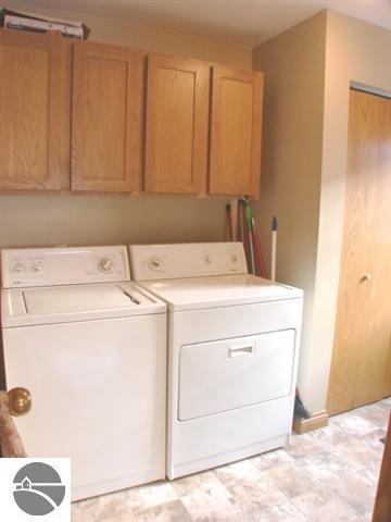 3093 East Tyler Road Ithaca, MI 48847 - Photo 23 of 29 1742919-22.JPG