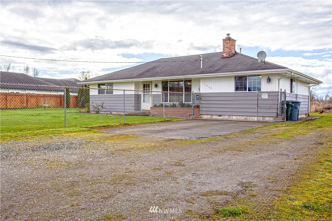 10812 Hinkleman Road Buckley, WA 98321 - Photo 2 of 23