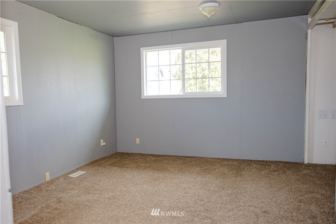 10812 Hinkleman Road Buckley, WA 98321 - Photo 16 of 23