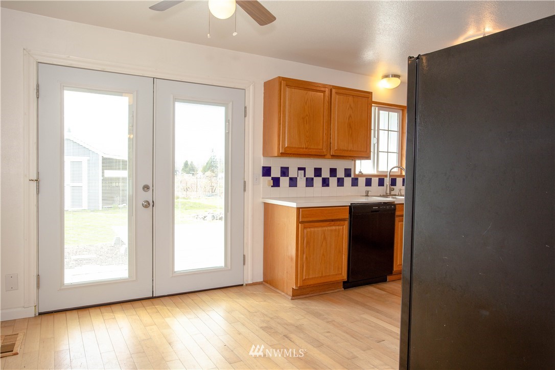 10812 Hinkleman Road Buckley, WA 98321 - Photo 6 of 23