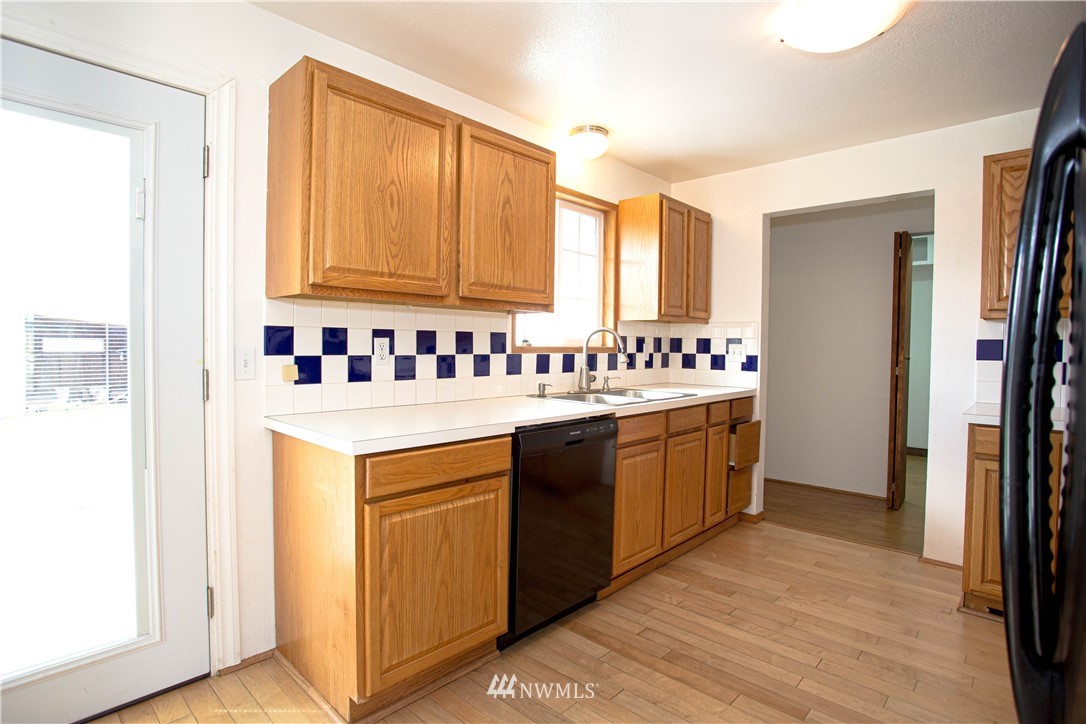 10812 Hinkleman Road Buckley, WA 98321 - Photo 7 of 23