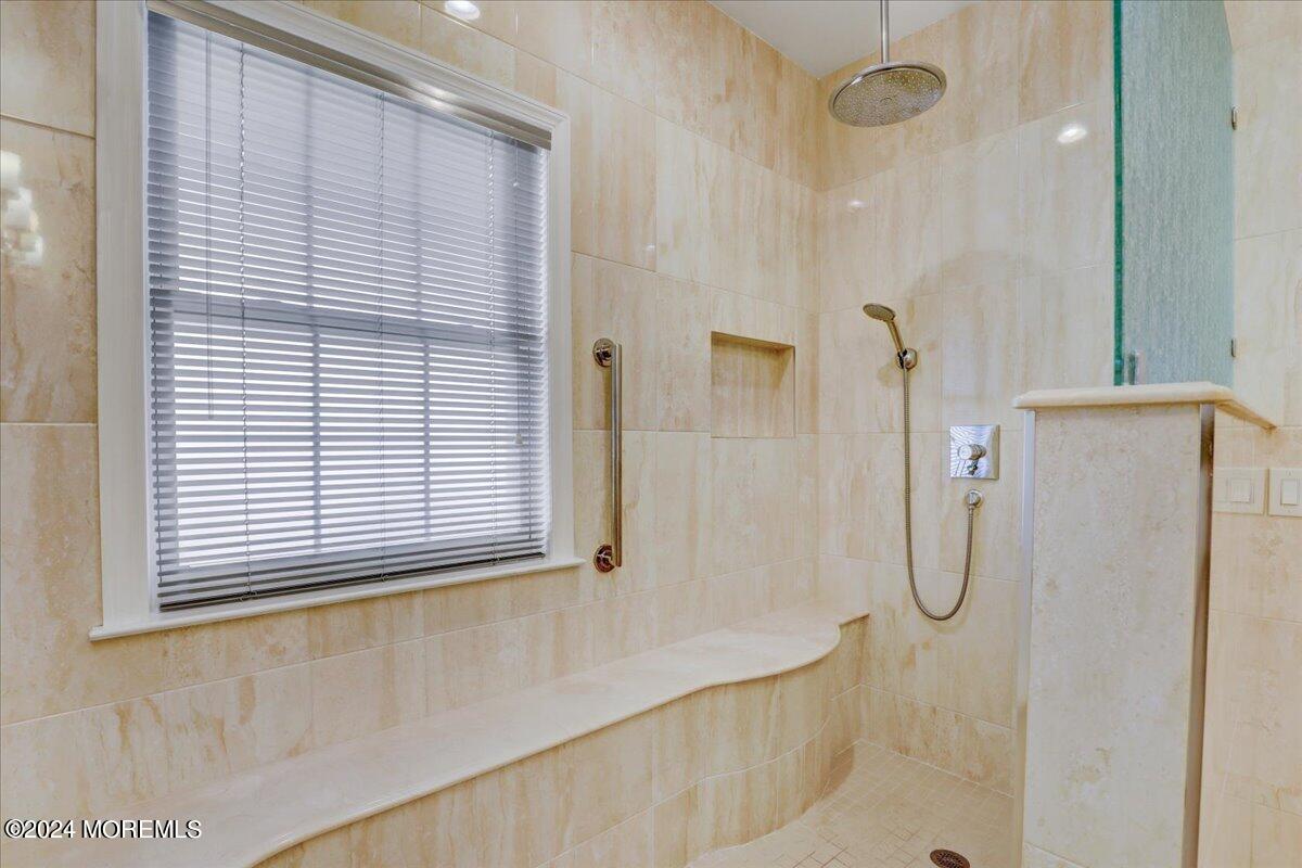 51 Yates Road Manalapan, NJ 07726 - Photo 21 of 45 24-Primary Bathroom