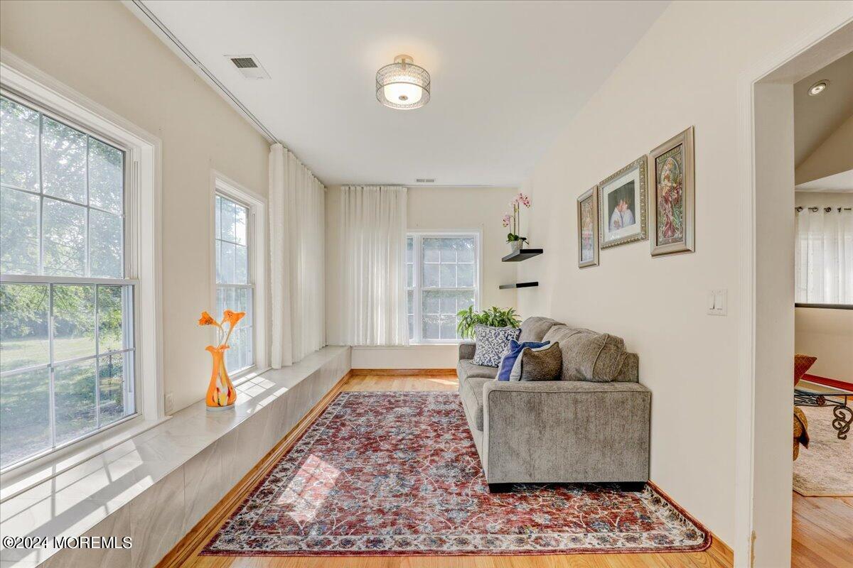 51 Yates Road Manalapan, NJ 07726 - Photo 24 of 45 Sun Room