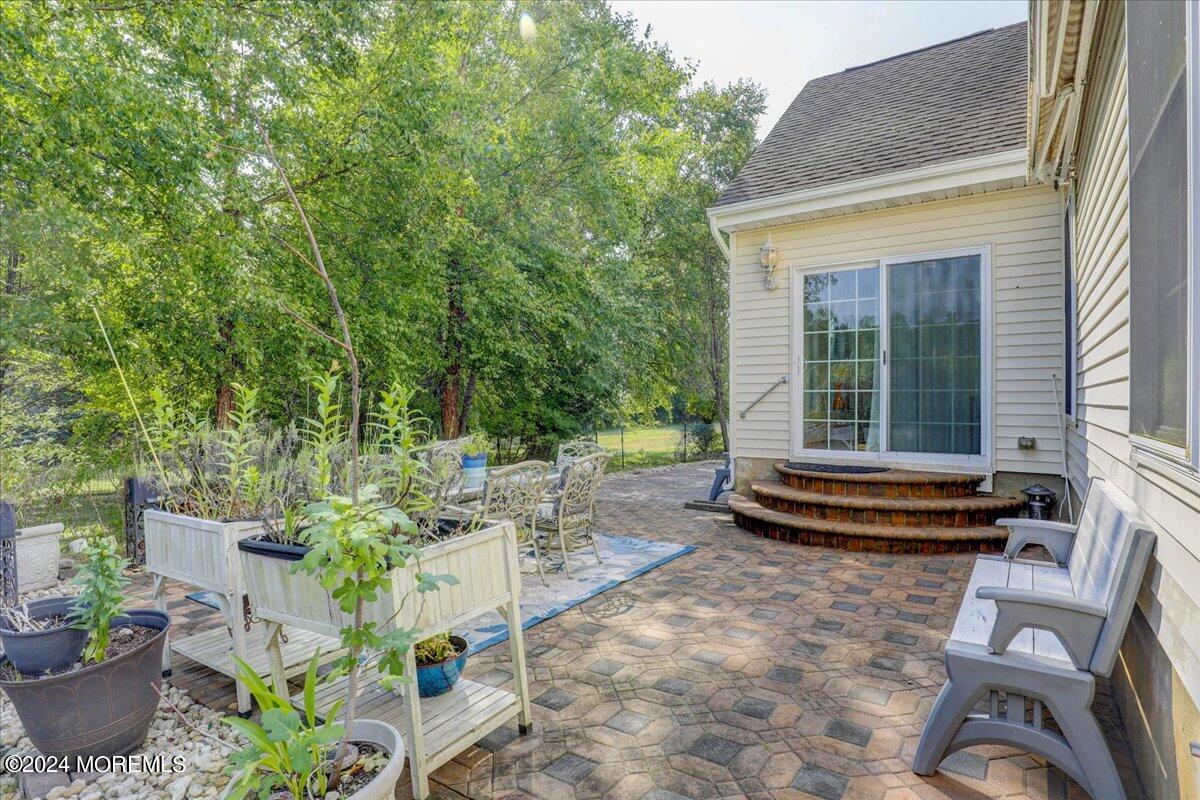 51 Yates Road Manalapan, NJ 07726 - Photo 29 of 45 Patio
