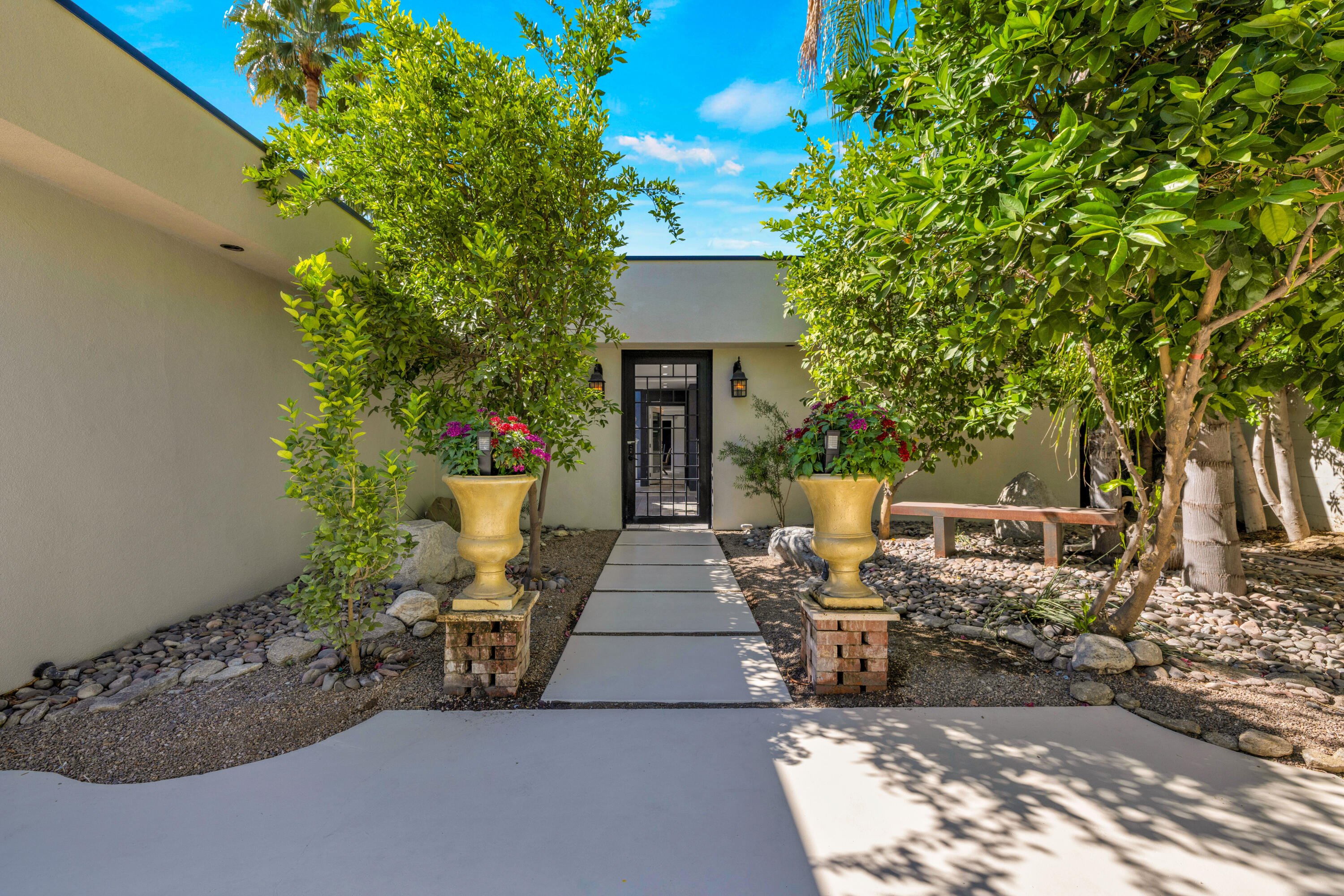 279 West Overlook Road Palm Springs, CA 92264 - Photo 46 of 48 06
