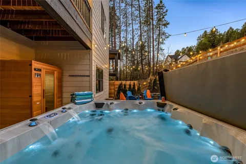 $844,550 | 408 West 6th Street, Cle Elum, WA 98922