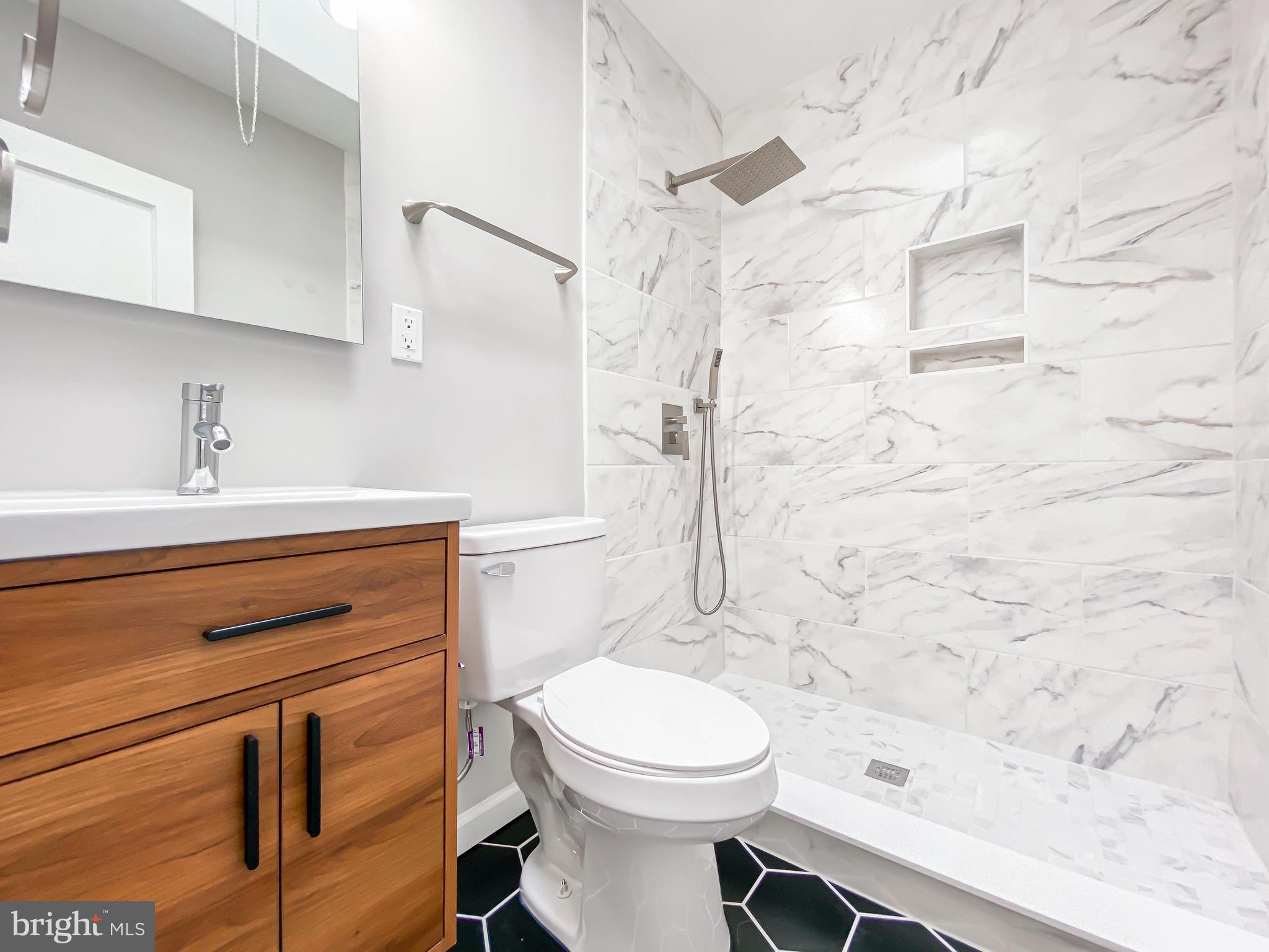 7338 Greenhill Road Philadelphia, PA 19151 - Photo 12 of 21 Gallery Image 12