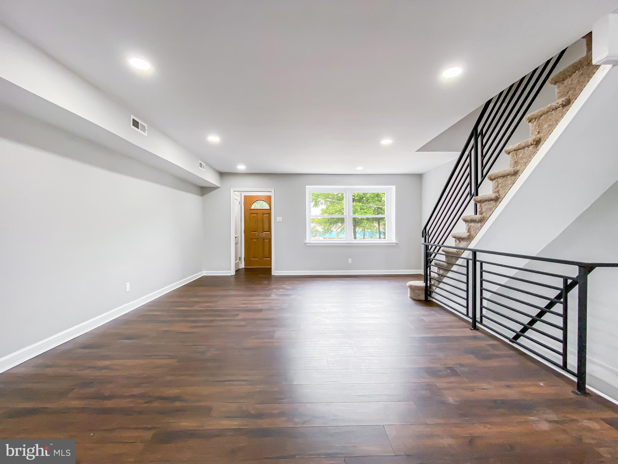 7338 Greenhill Road Philadelphia, PA 19151 - Photo 5 of 21 Gallery Image 5