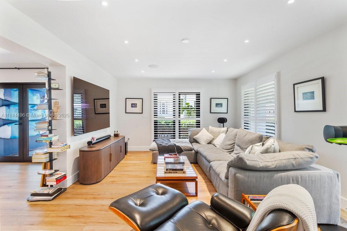 600 Allendale Road Key Biscayne, FL 33149 - Photo 12 of 49