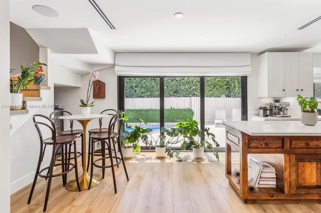 $3,750,000 | 600 Allendale Road, Key Biscayne, FL 33149