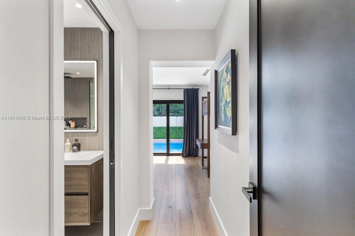 600 Allendale Road Key Biscayne, FL 33149 - Photo 28 of 49