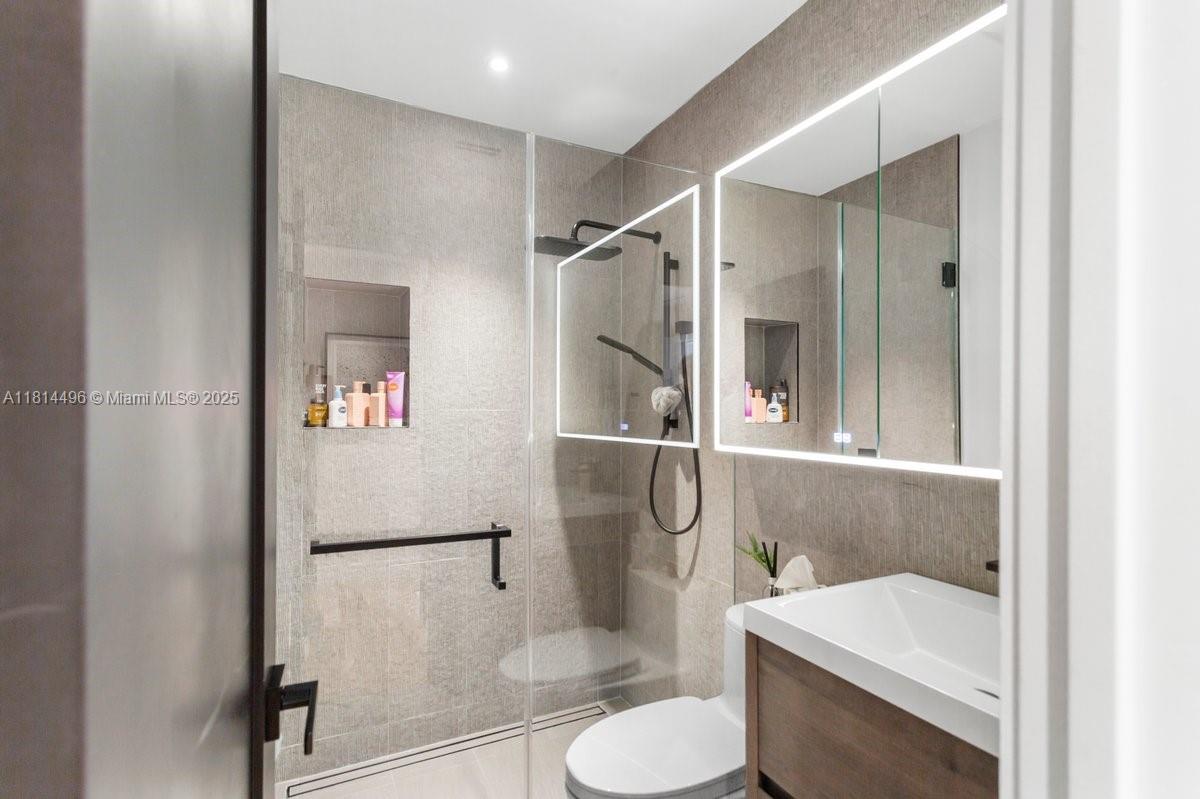 600 Allendale Road Key Biscayne, FL 33149 - Photo 33 of 49