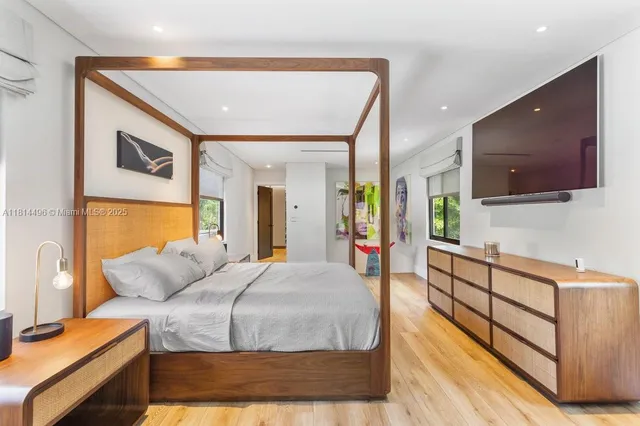 $3,750,000 | 600 Allendale Road, Key Biscayne, FL 33149