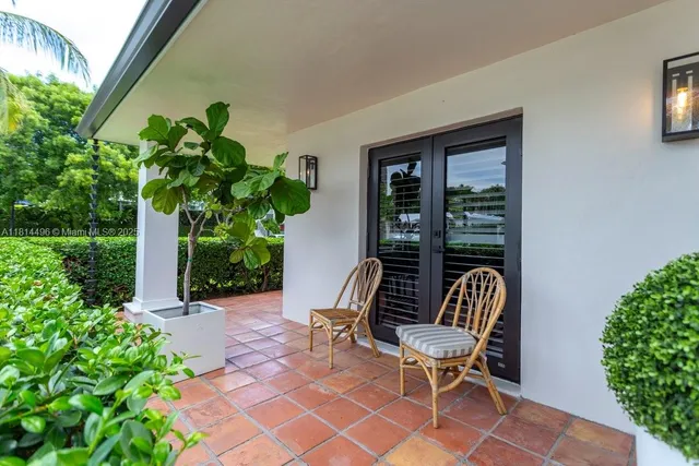$3,750,000 | 600 Allendale Road, Key Biscayne, FL 33149