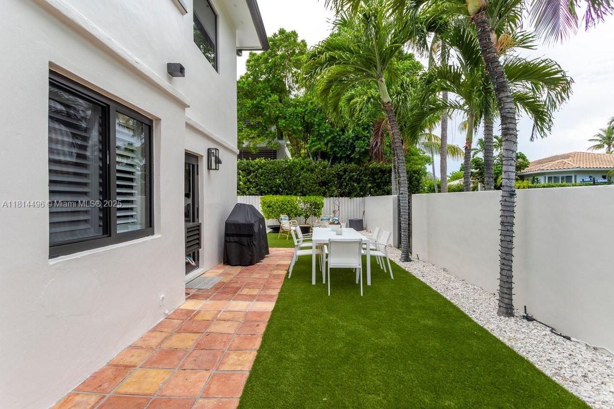 600 Allendale Road Key Biscayne, FL 33149 - Photo 46 of 49