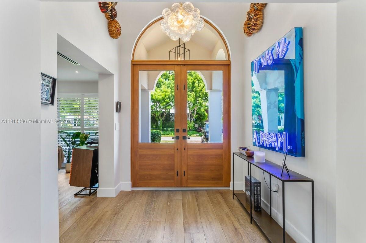 600 Allendale Road Key Biscayne, FL 33149 - Photo 5 of 49