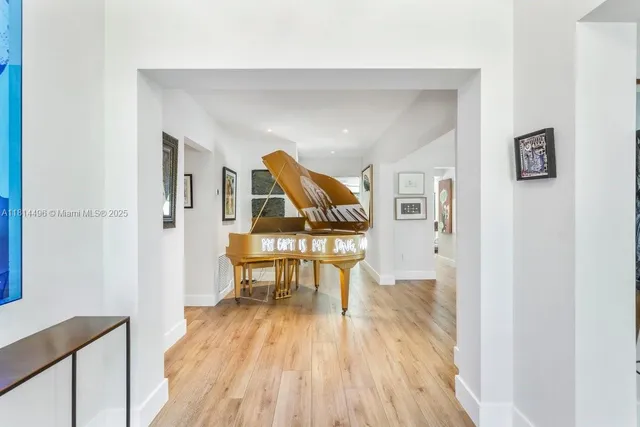 $3,750,000 | 600 Allendale Road, Key Biscayne, FL 33149