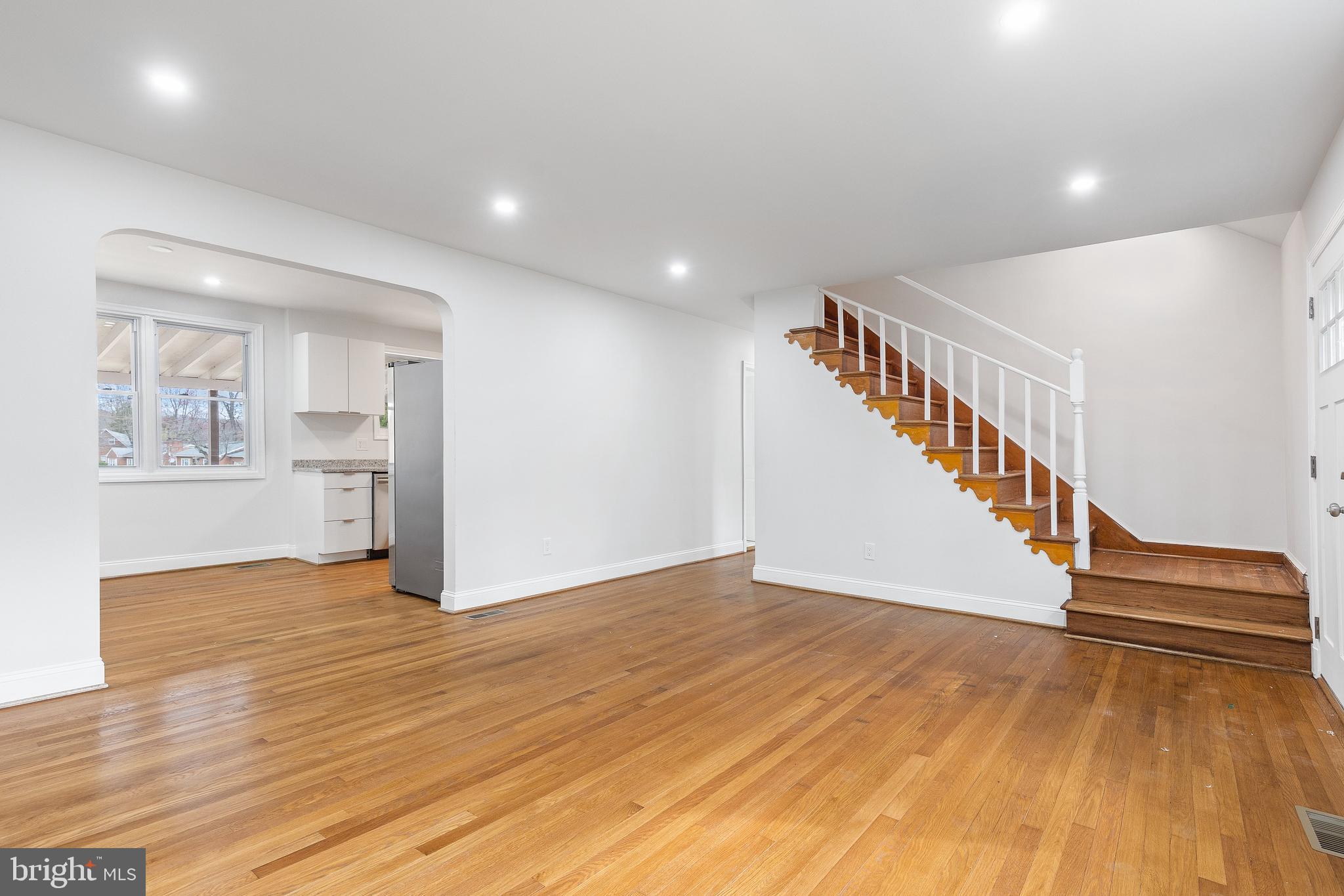 6806 Bock Road Fort Washington, MD 20744 - Photo 5 of 30