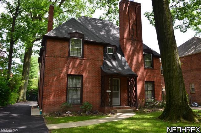 3705 Sutherland  Shaker Heights, Ohio 44122