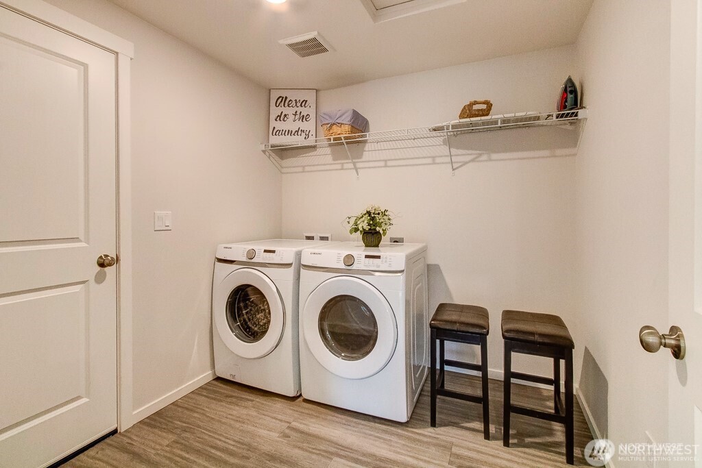 27 Jonagold Lane Manson, WA 98831 - Photo 21 of 32 a utility room with dryer and washer