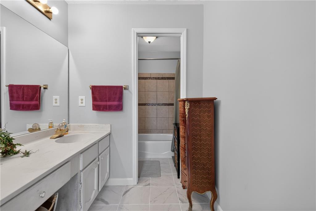 3 Pendleton Place Northeast Atlanta, GA 30342 - Photo 25 of 28 Gallery Image 25