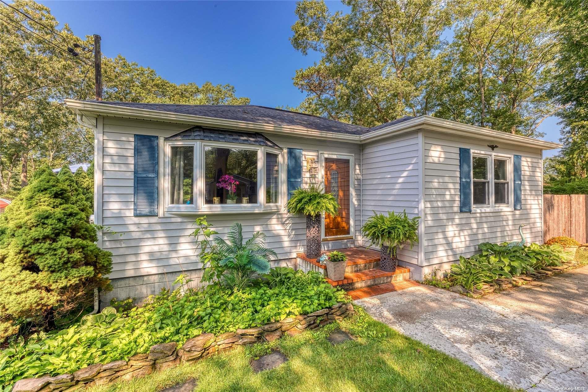 8 South Pond Trail Ridge, NY 11961 - Photo 1 of 1 Gallery Image 1