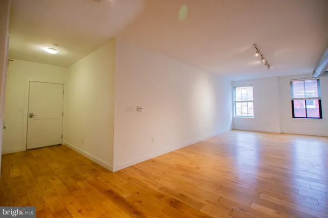 $2,151 | 224 Church Street, Unit 315, Philadelphia, PA 19106