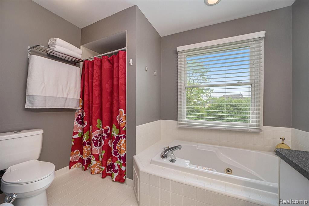 24386 Ridgeview Drive Farmington Hills, MI 48336 - Photo 41 of 42