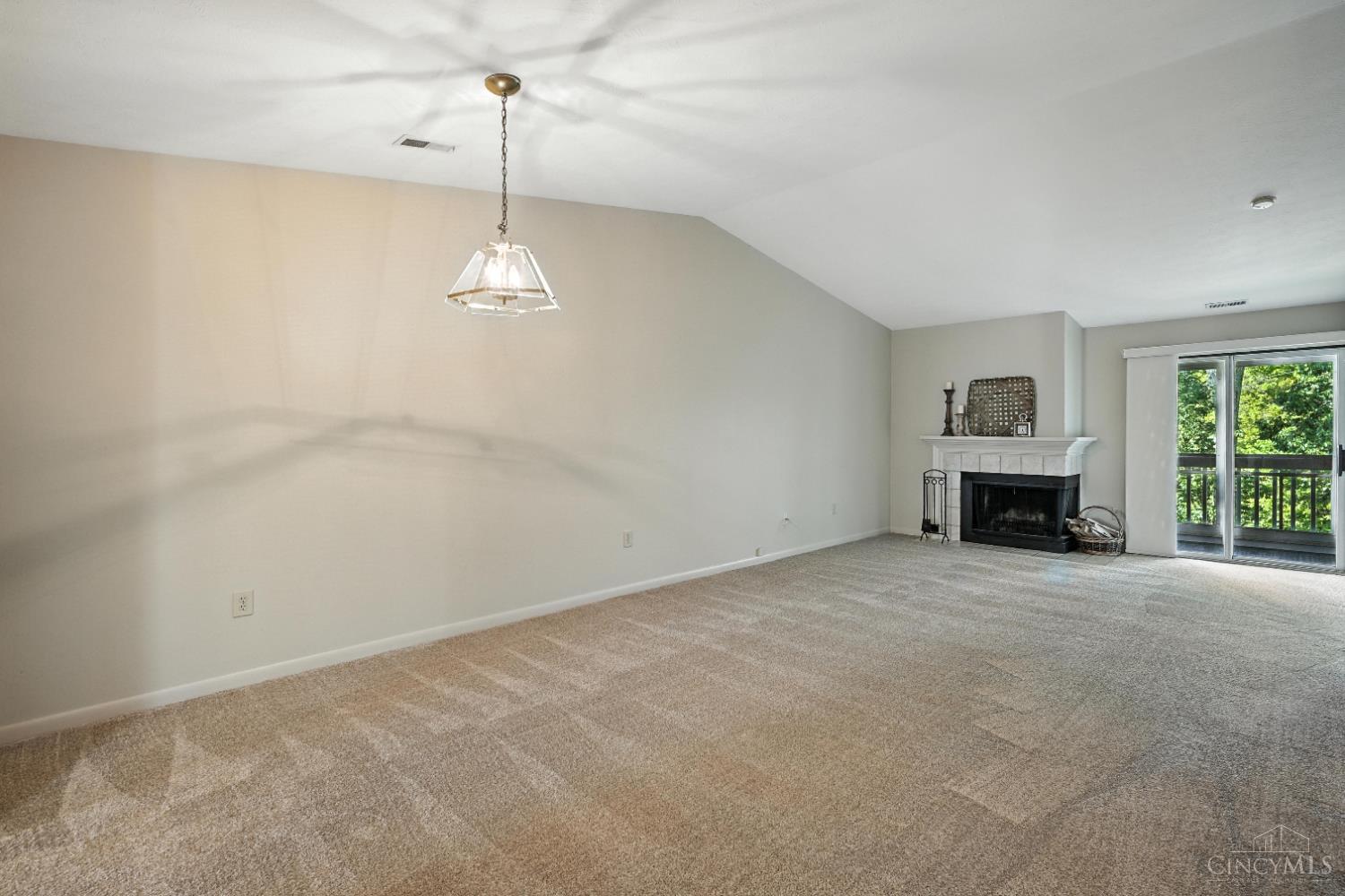1285 Ebenezer Road Cincinnati, OH 45233 - Photo 9 of 32