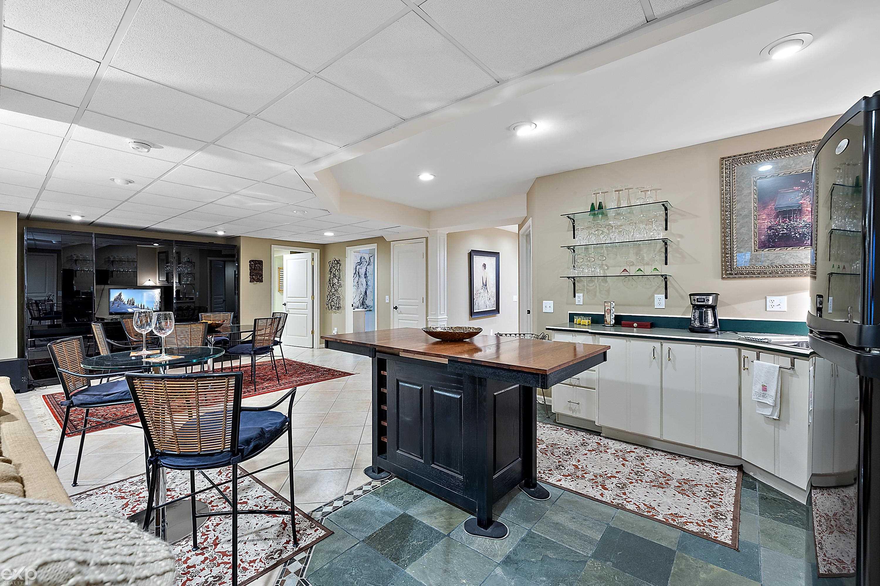 647 Telya Ridge Milford, MI 48381 - Photo 43 of 56 50126626-42.JPG