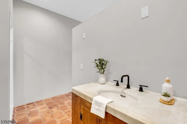 $800,000 | 74 Harlingen Road, Belle Mead, NJ 08502