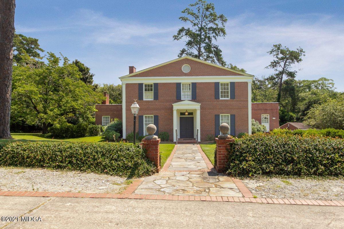 1281 South Jackson Springs Road Macon, GA 31211 - Photo 1 of 32 01