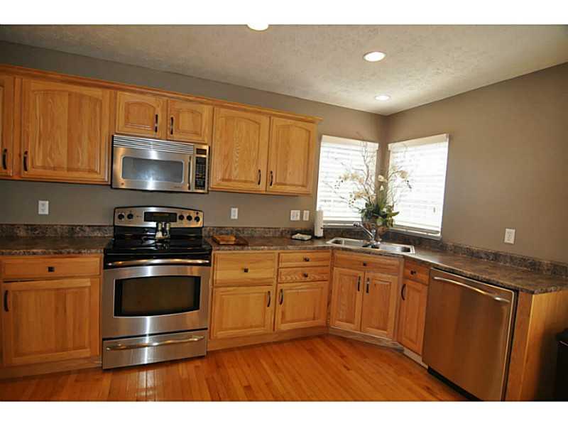 104 Park Place McKees Rocks, PA 15136 - Photo 9 of 22 Kitchen.