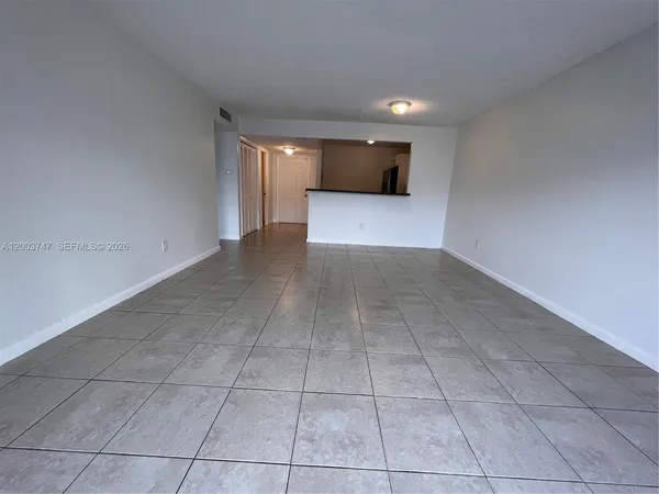 $1,600 | 15221 Northeast 6th Avenue, Unit A104, Miami, FL 33162