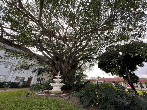 $1,600 | 15221 Northeast 6th Avenue, Unit A104, Miami, FL 33162