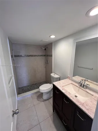 $1,600 | 15221 Northeast 6th Avenue, Unit A104, Miami, FL 33162