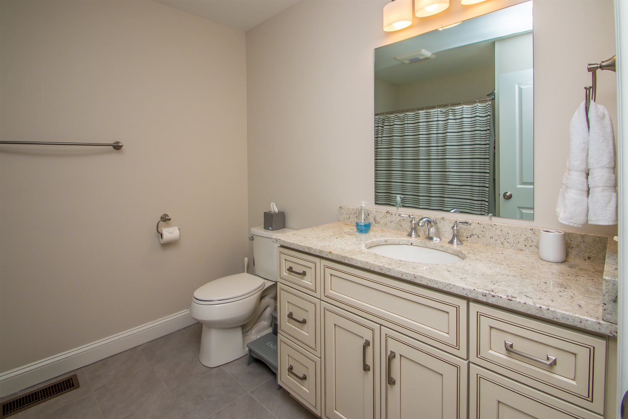 61-2 East Field Road, Unit 2 Jackson, NH 03846 - Photo 25 of 36