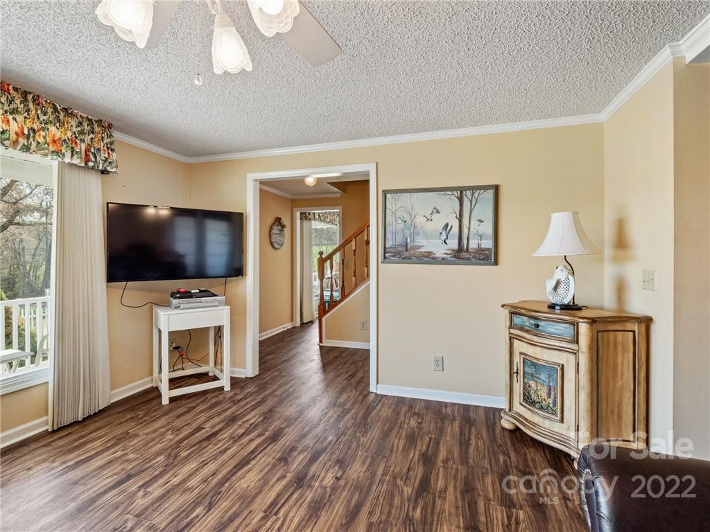 46338 Chase Point Road Norwood, NC 28128 - Photo 11 of 47 Gallery Image 11