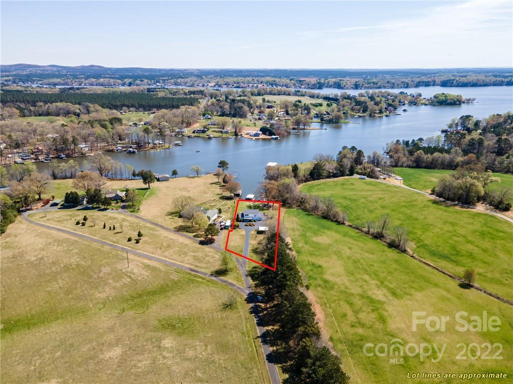 46338 Chase Point Road Norwood, NC 28128 - Photo 3 of 47 Gallery Image 3