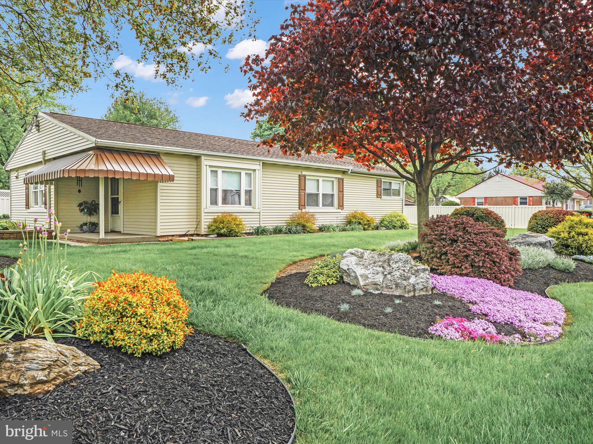 149 West Oregon Road Lancaster, PA 17601 - Photo 2 of 30