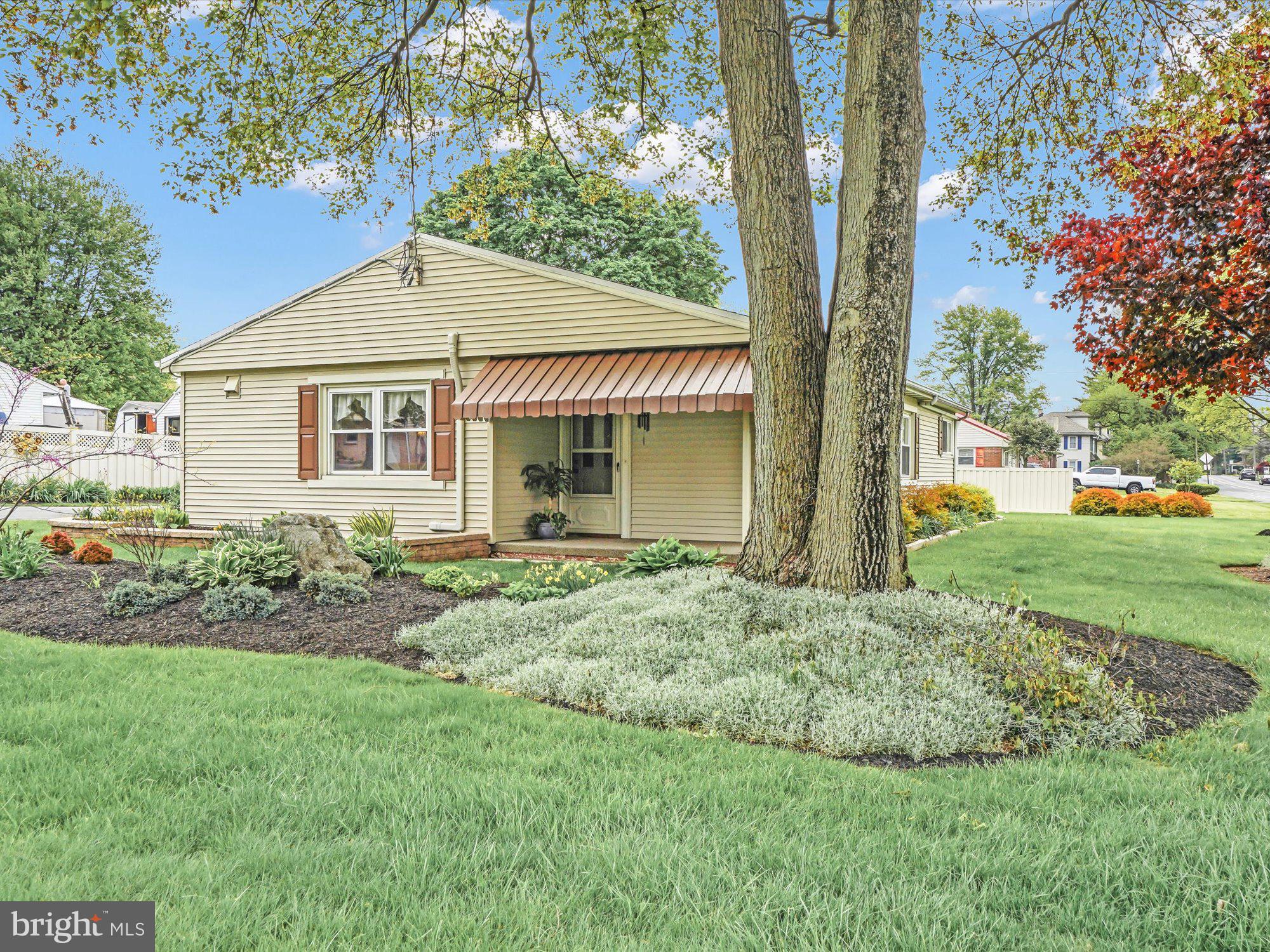 149 West Oregon Road Lancaster, PA 17601 - Photo 3 of 30