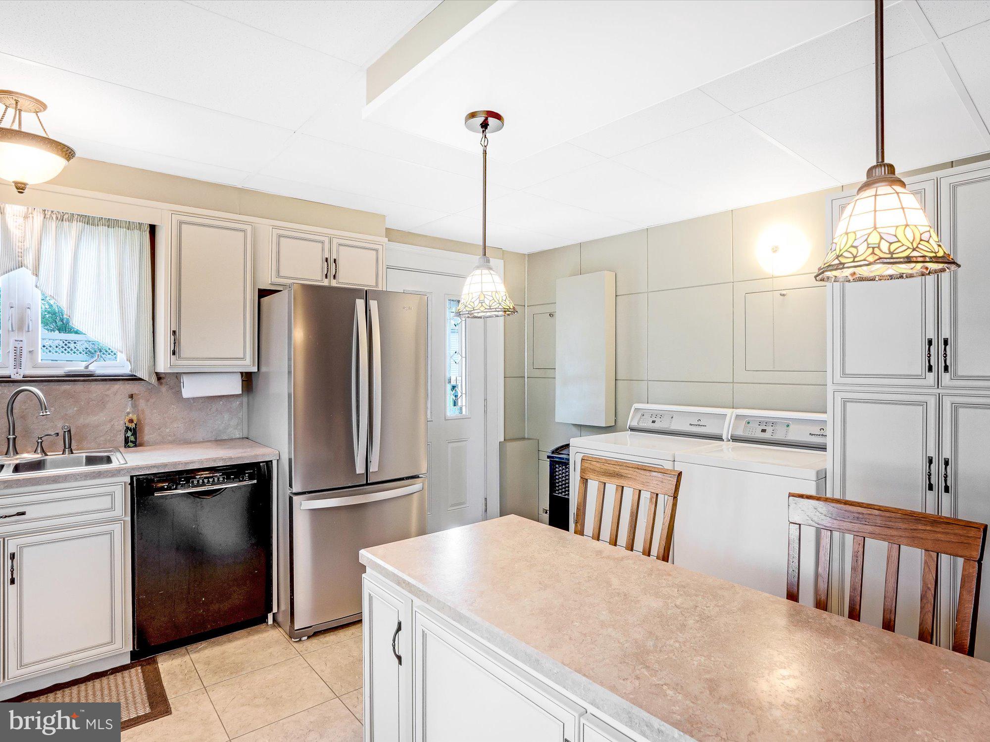 149 West Oregon Road Lancaster, PA 17601 - Photo 6 of 30