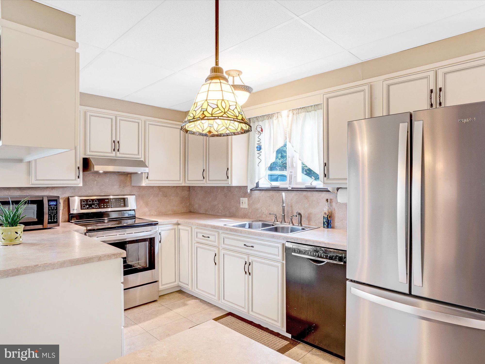 149 West Oregon Road Lancaster, PA 17601 - Photo 7 of 30