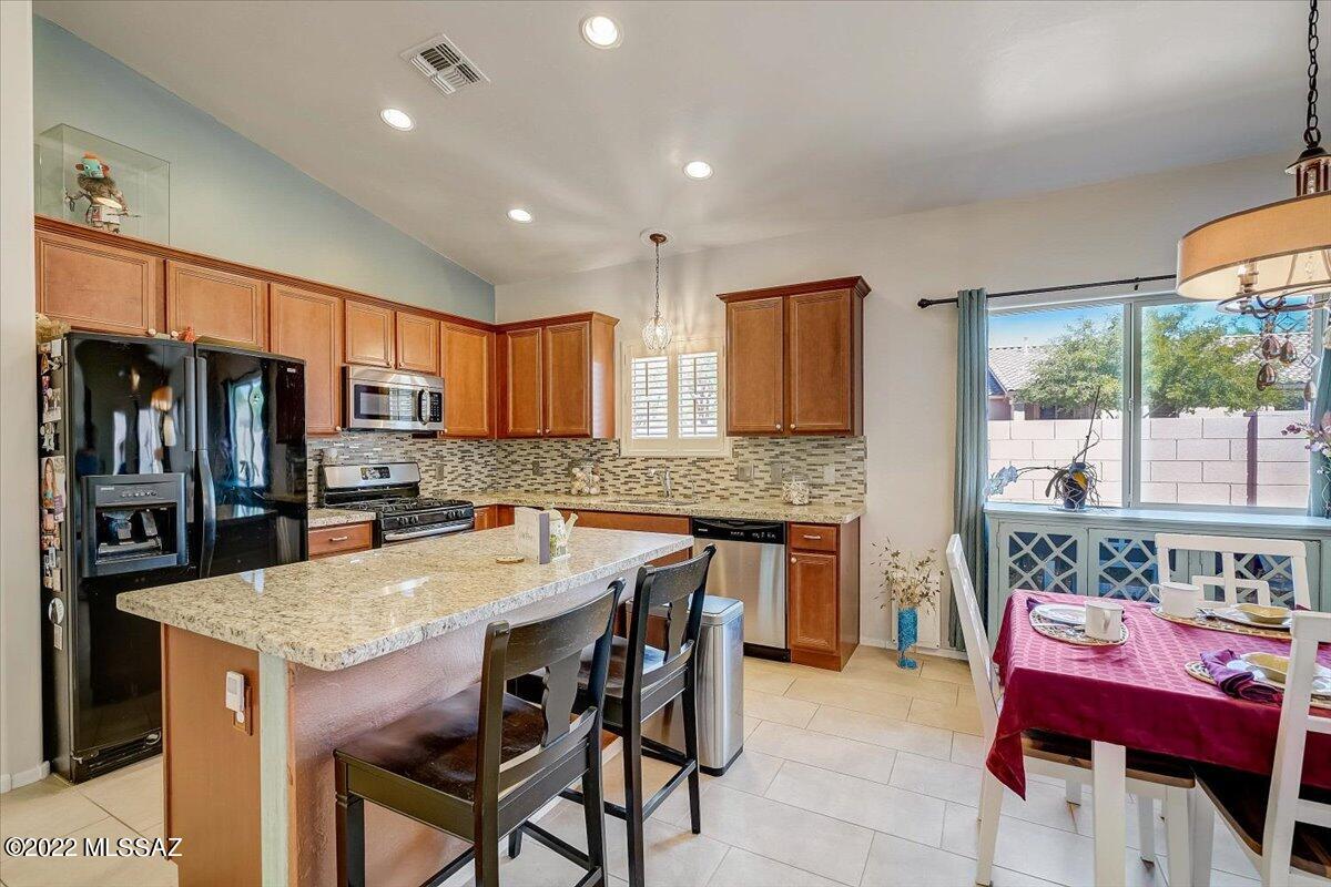 39201 Rodeo Buckle Drive Saddlebrooke, AZ 85739 - Photo 3 of 42